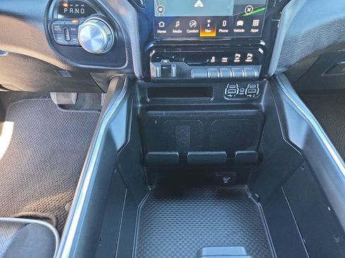 Used 2023 RAM 1500 Laramie AWD/4WD image 25