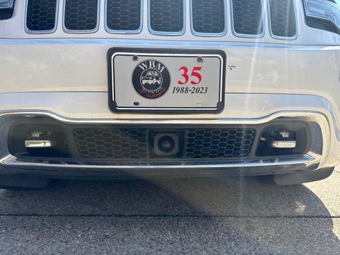 Used 2015 Jeep Grand Cherokee Overland w/ Advanced Technology Group image 10