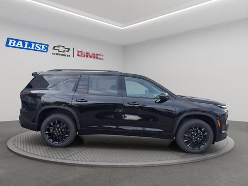 New 2026 Chevrolet Traverse LT w/ Midnight/Sport Edition image 5