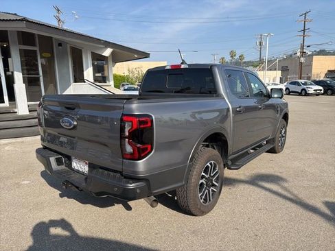 Used 2024 Ford Ranger Lariat w/ Trailer Tow Package image 7