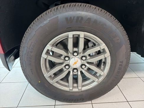 New 2026 Chevrolet Colorado LT w/ LT Convenience Package AWD/4WD image 11