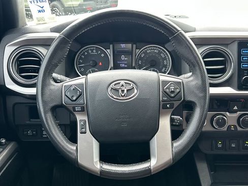 Used 2017 Toyota Tacoma Limited w/ Tow Package image 24