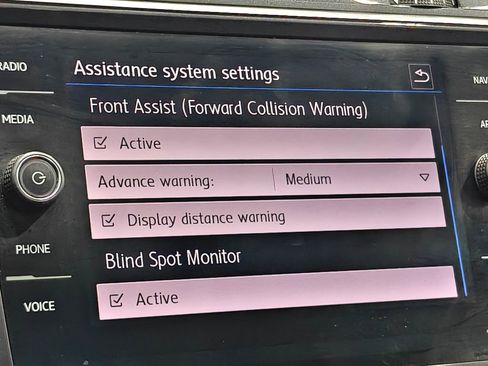 Used 2019 Volkswagen Tiguan SEL FWD image 44