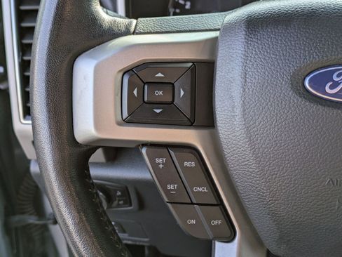 Used 2022 Ford F250 Lariat image 17