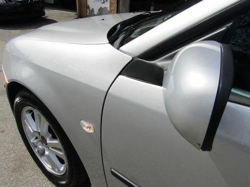 Used 2007 Saab 9-3 2.0T w/ Premium Audio Pkg FWD image 10