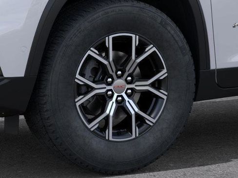 New 2026 GMC Acadia AT4 w/ Luxury Package AWD/4WD image 17