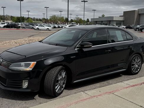 Used 2014 Volkswagen Jetta GLI Edition 30 FWD image 4