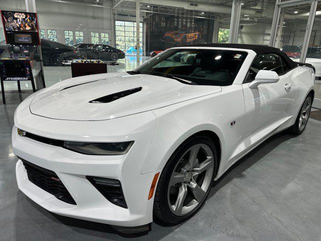 Used 2016 Chevrolet Camaro SS RWD image 9