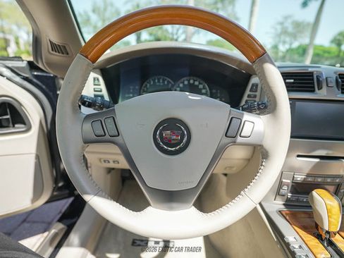 Used 2004 Cadillac XLR RWD image 35