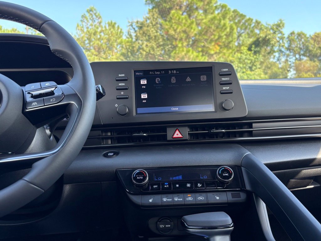 New 2026 Hyundai Elantra SEL Sport FWD image 23
