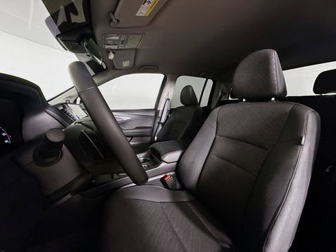 Certified 2025 Honda Ridgeline Sport image 24