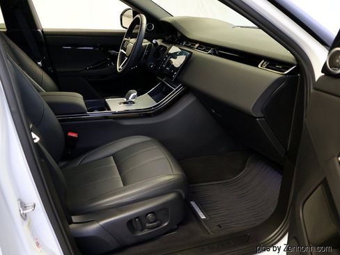 Used 2024 Land Rover Range Rover Evoque S AWD/4WD image 33