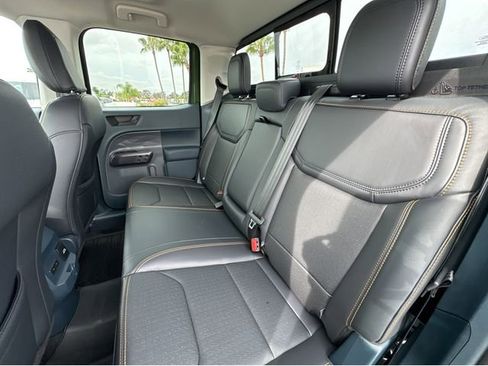 Used 2025 Ford Maverick Tremor image 17