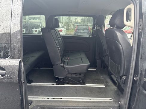 Used 2019 Mercedes-Benz Metris Passenger image 11