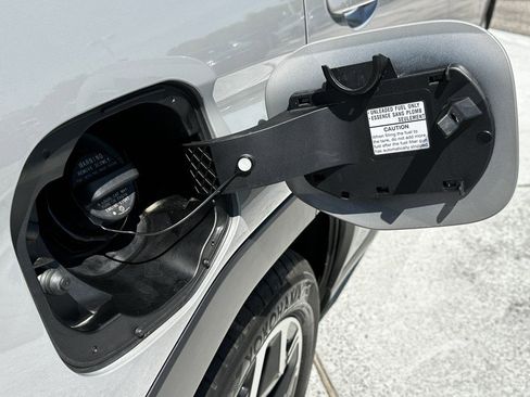 Certified 2026 Subaru Forester Premium image 35