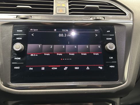 Used 2024 Volkswagen Tiguan SE R-Line AWD/4WD image 24
