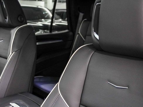 New 2026 Cadillac Escalade Luxury image 26