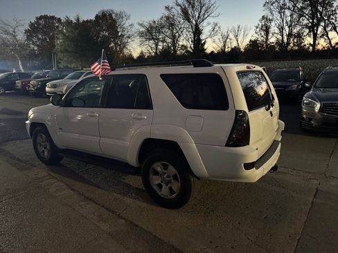 Used 2005 Toyota 4Runner Sport image 7