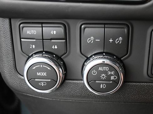 New 2026 GMC Yukon AT4 Ultimate AWD/4WD image 41