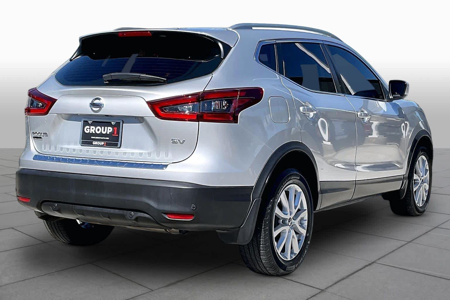 Used 2021 Nissan Rogue Sport SV FWD image 13