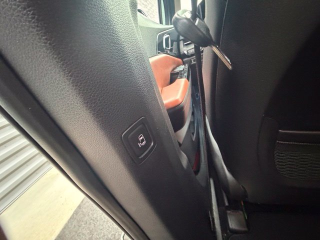 Used 2024 Kia Carnival SX FWD image 14