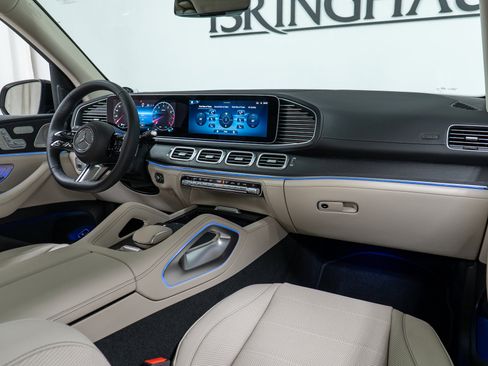 New 2026 Mercedes-Benz GLS 450 4MATIC image 14