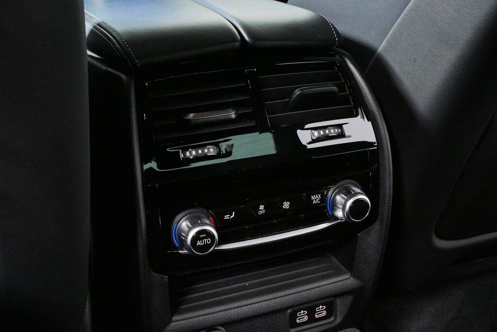 Used 2023 BMW M5 w/ Competition Package AWD/4WD image 21