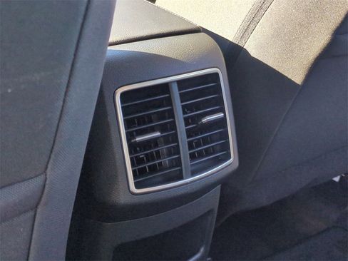 Certified 2025 Kia Sportage LX image 20