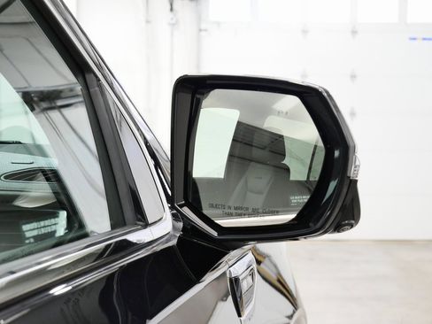 Used 2021 GMC Yukon Denali image 38