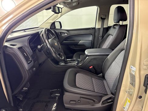 Used 2021 Chevrolet Colorado Z71 RWD image 28