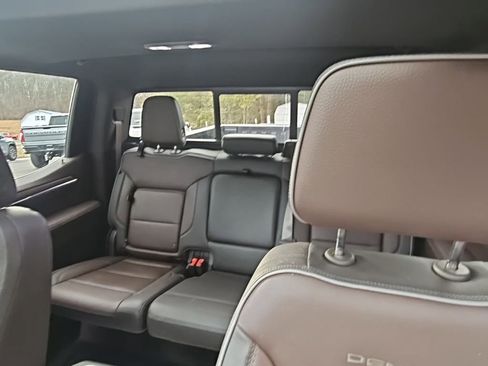Used 2024 GMC Sierra 1500 Denali w/ Denali Reserve Package image 18