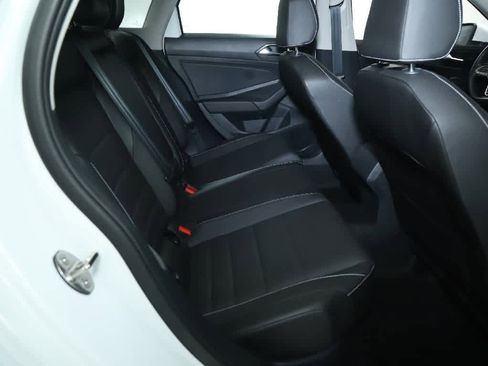 Used 2024 Volkswagen Jetta SE w/ Black Wheel Package image 30