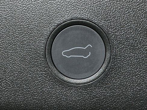 Used 2022 Tesla Model 3 Performance image 29