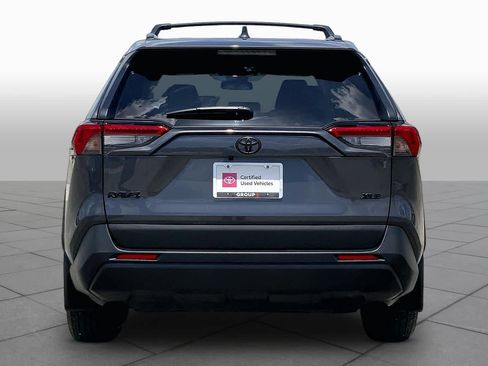 Used 2025 Toyota RAV4 XLE w/ Convenience Package FWD image 5