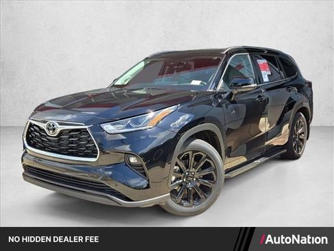 New 2026 Toyota Highlander Limited AWD/4WD image 1
