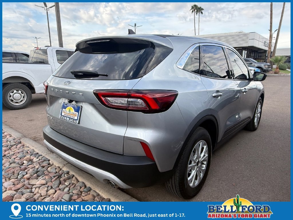 Used 2023 Ford Escape Active FWD image 4