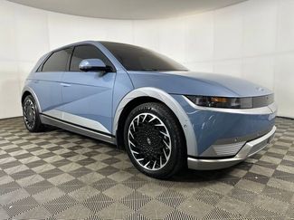 Used 2023 Hyundai Ioniq 5 Limited video 2