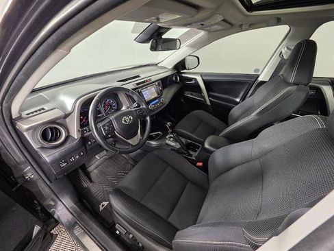 Used 2018 Toyota RAV4 Adventure AWD/4WD image 29