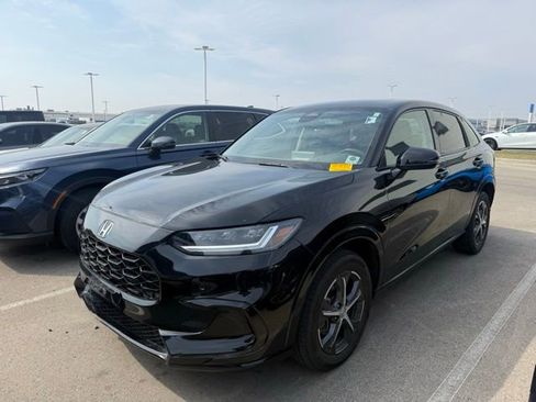 Used 2024 Honda HR-V EX-L image 3