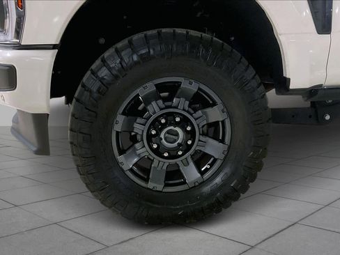 Used 2024 Ford F250 Lariat w/ Lariat Ultimate Package image 10