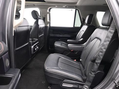 Used 2020 Ford Expedition Platinum RWD image 18
