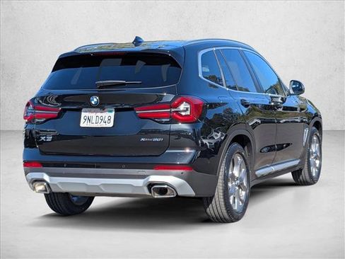 Used 2024 BMW X3 xDrive30i w/ Premium Package w/ZPA AWD/4WD image 5