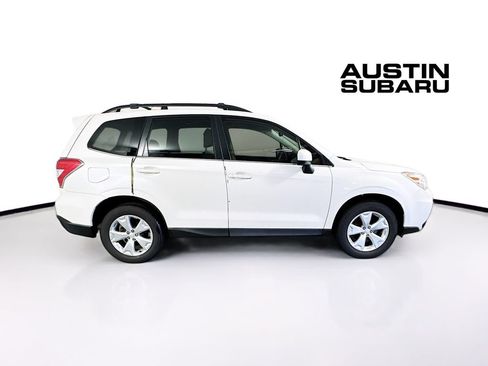 Used 2016 Subaru Forester 2.5i Limited AWD/4WD image 8