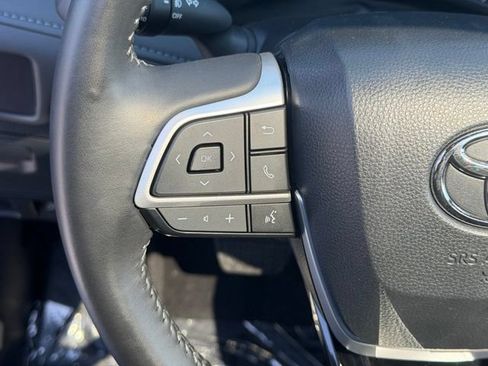 Used 2023 Toyota Highlander XSE AWD/4WD image 20