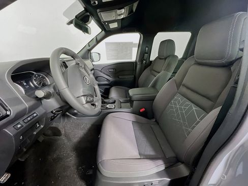 New 2026 Nissan Frontier SV w/ SV Convenience Package AWD/4WD image 17