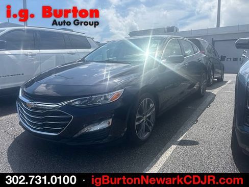 Used 2023 Chevrolet Malibu LT FWD image 4