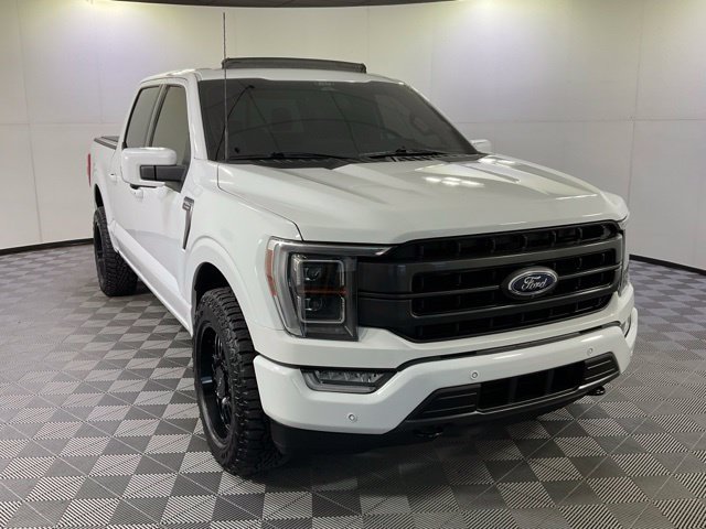Used 2022 Ford F150 Lariat w/ Equipment Group 502A High AWD/4WD image 3