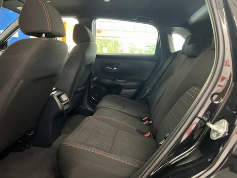 Used 2025 Honda HR-V Sport image 15