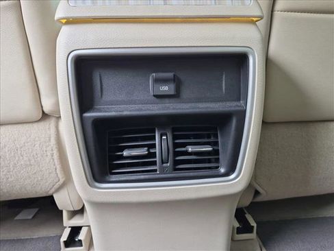Used 2015 Nissan Murano SL w/ SL Technology Package FWD image 18