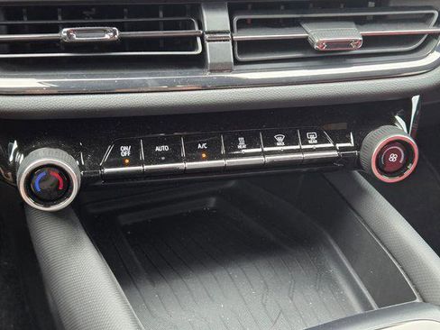 Certified 2024 Chevrolet Equinox EV RS image 42